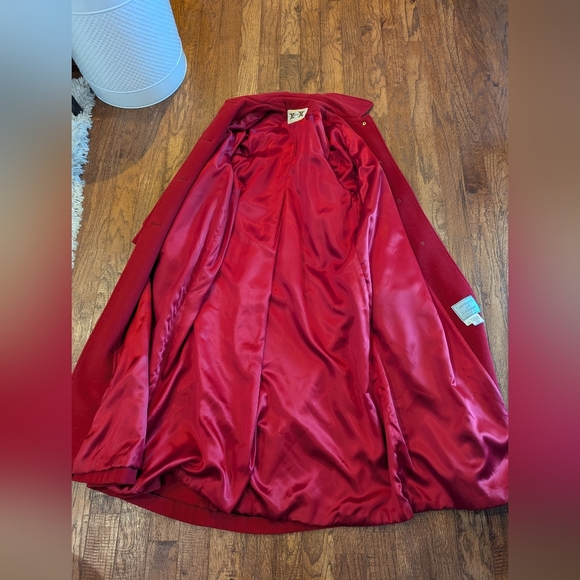 Vintage 1980's  HannaH Red Cashmere & Wool Blend Coat Size 10 - Picture 13 of 16